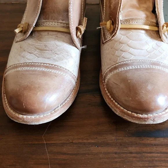 Freebird Womens Mabel Leather Shoes - Picture 4 of 11